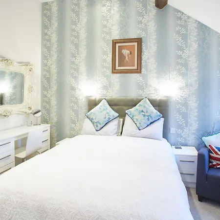 Tatil Evi Host & - Rosella Pickering